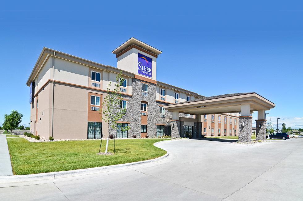 Sleep Inn & Suites Grand Forks Near Alerus Center Экстерьер фото