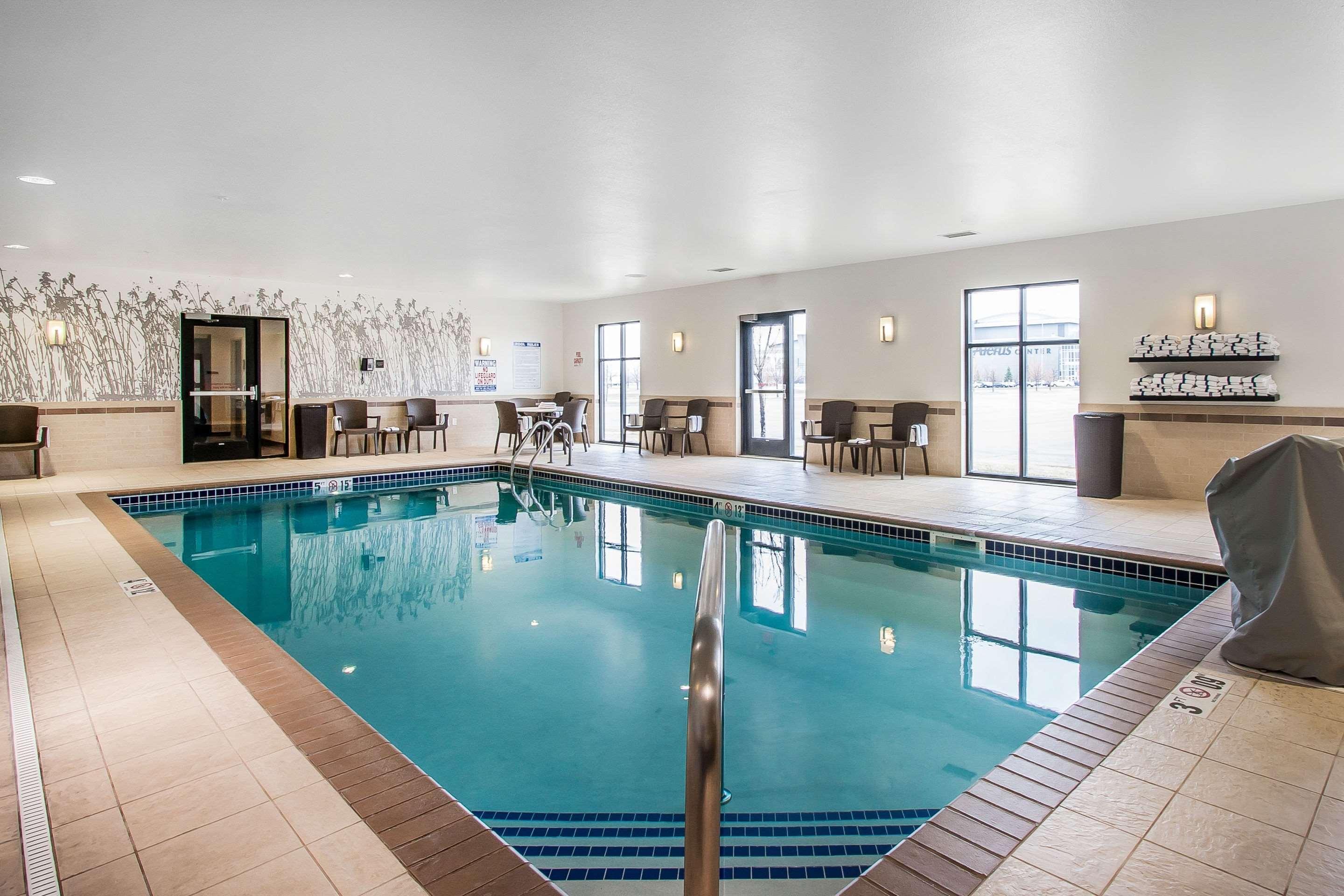 Sleep Inn & Suites Grand Forks Near Alerus Center Экстерьер фото