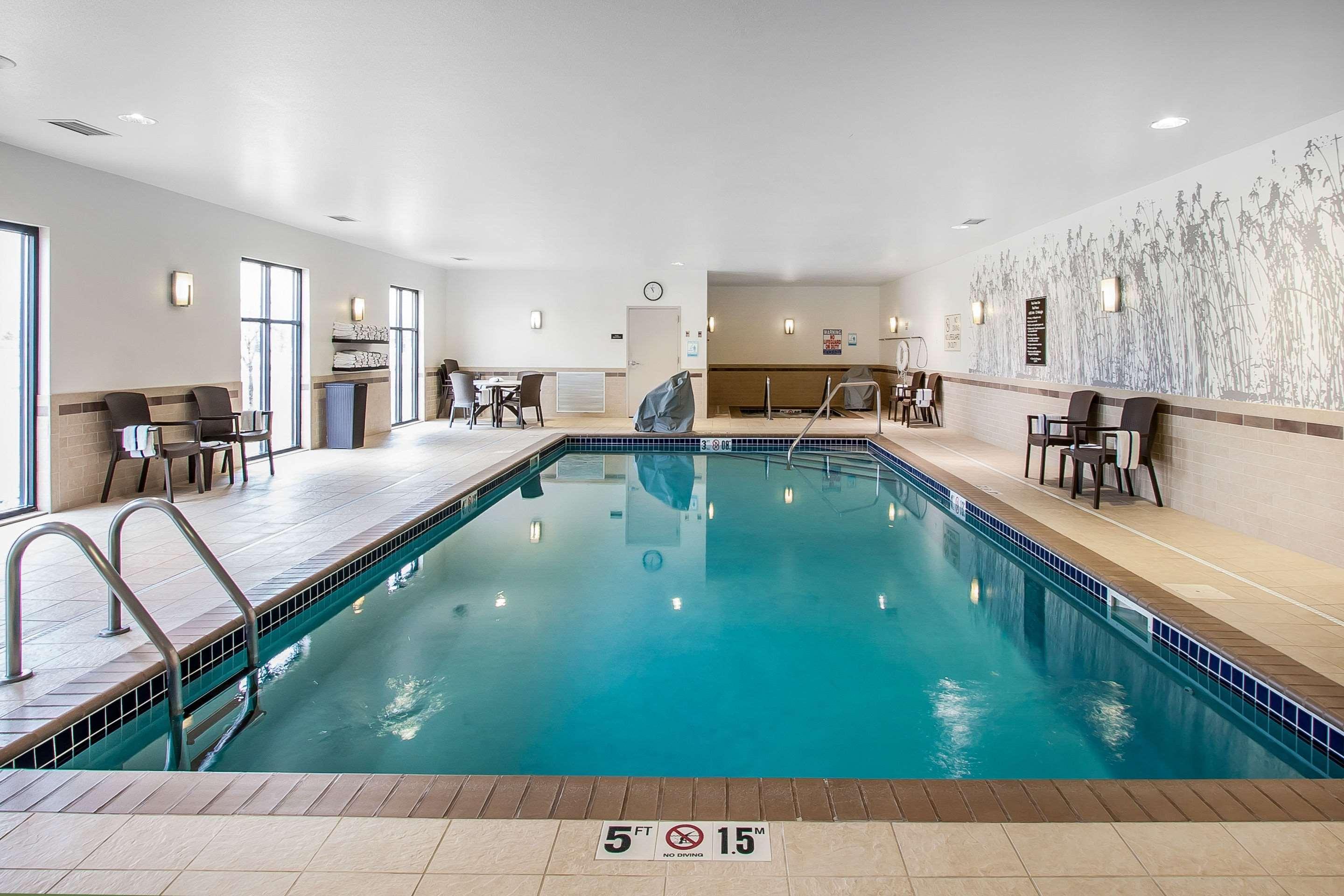 Sleep Inn & Suites Grand Forks Near Alerus Center Экстерьер фото