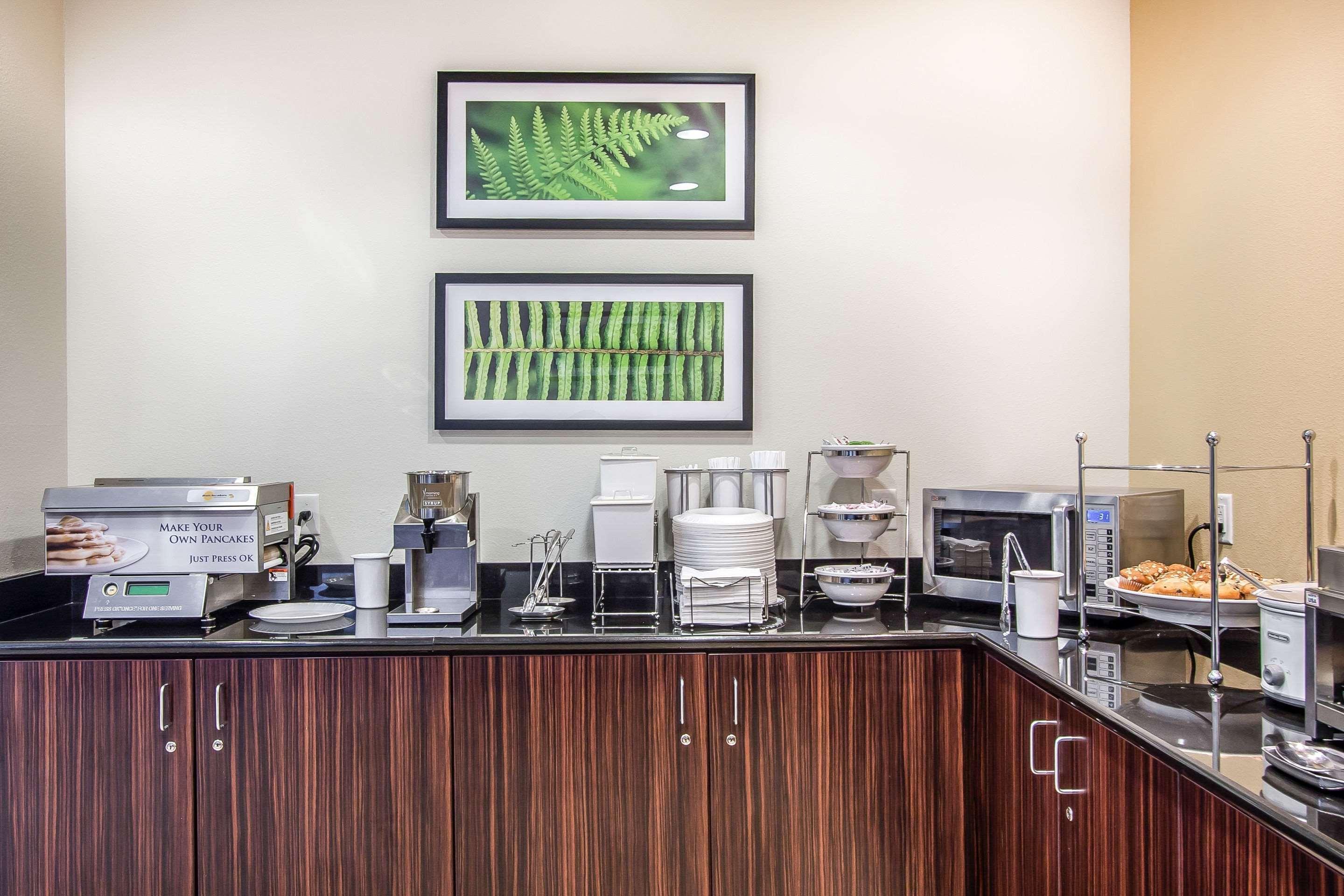 Sleep Inn & Suites Grand Forks Near Alerus Center Экстерьер фото