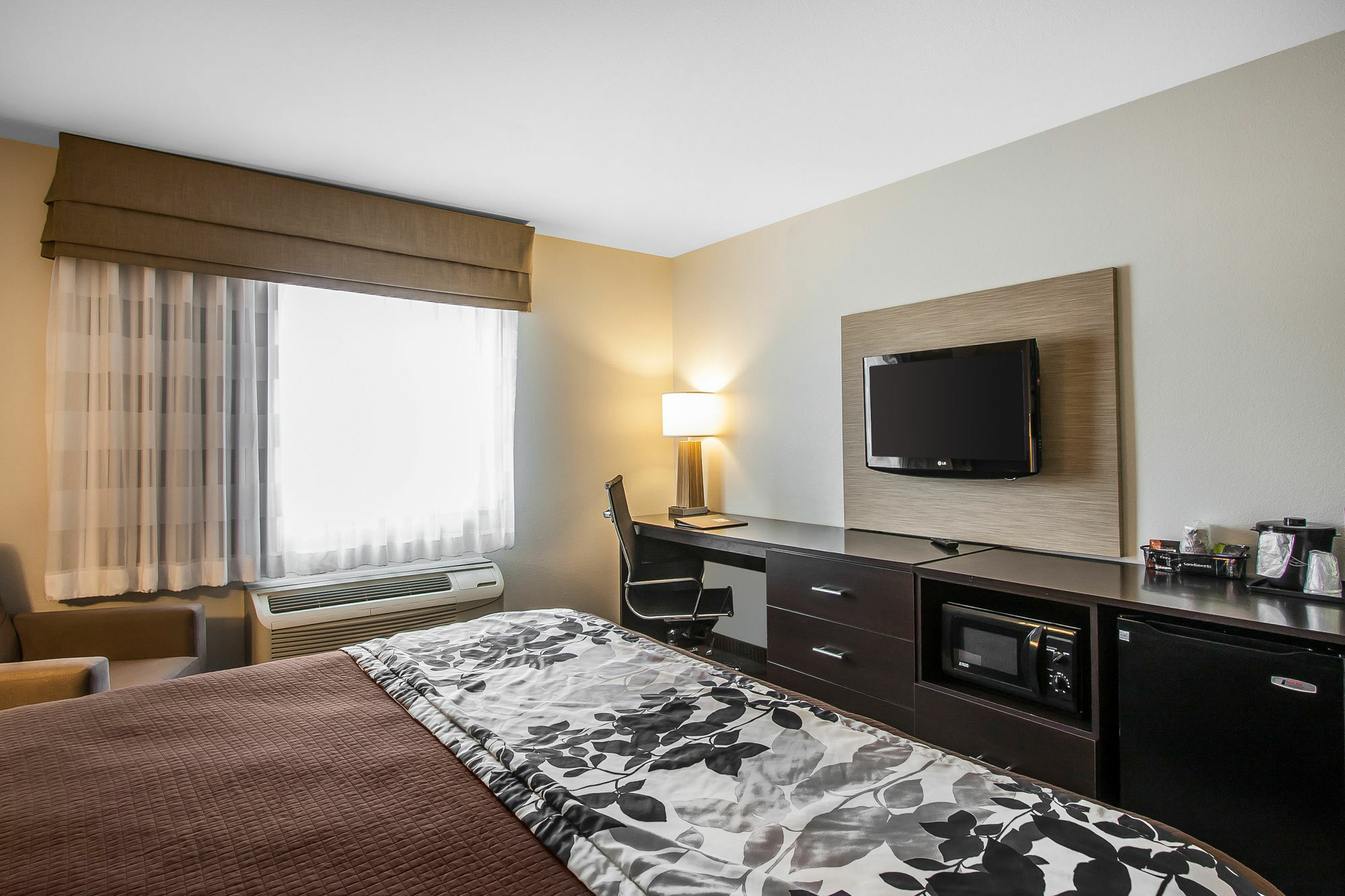 Sleep Inn & Suites Grand Forks Near Alerus Center Экстерьер фото